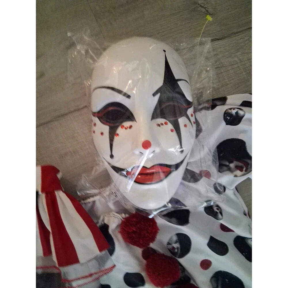 N/A creepy clown